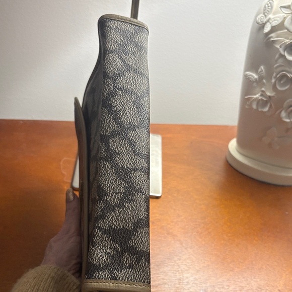 YSL Leopard Print Leather Clutch - Picture 7 of 8